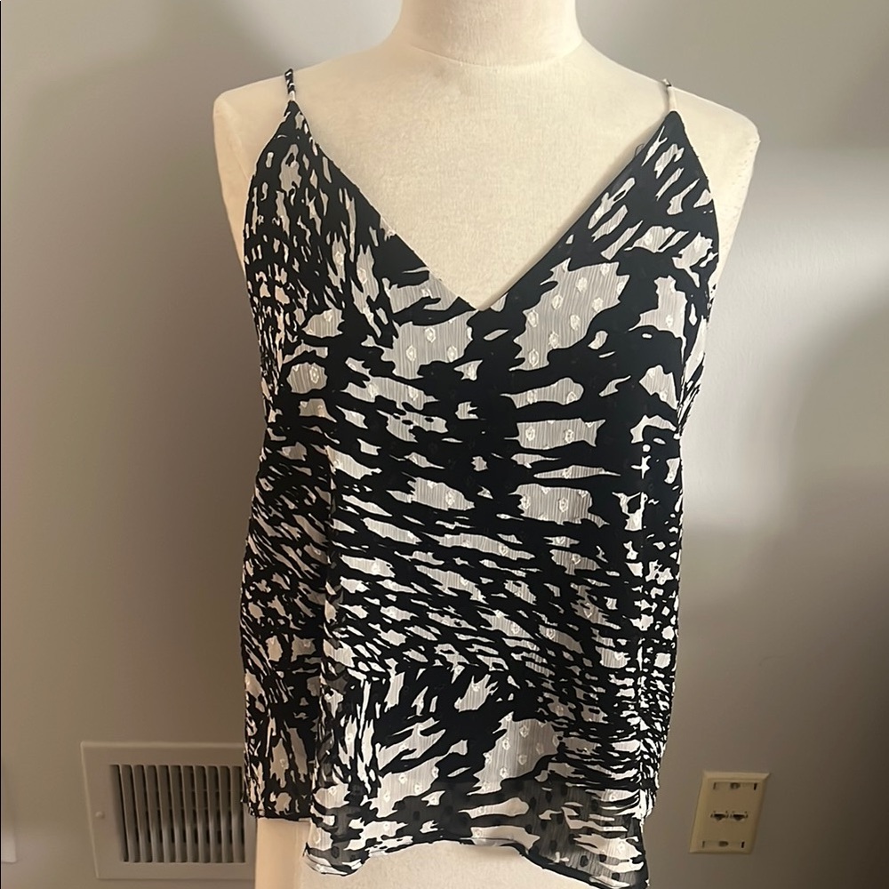 Black and White Women's Top Tyche S NWT 51.00